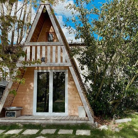 Le Chalet Tipi Avec Jacuzzi Et Jardin Труа Екстер'єр фото