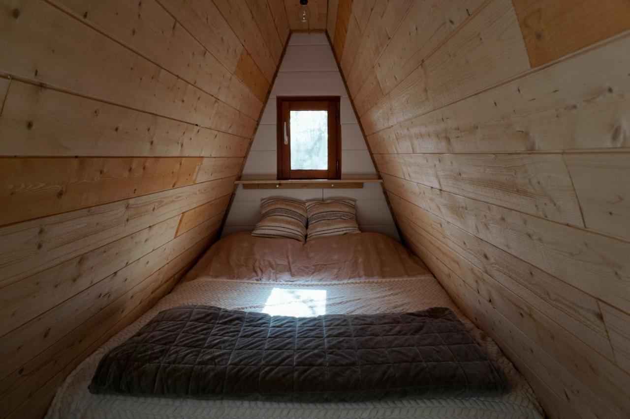 Le Chalet Tipi Avec Jacuzzi Et Jardin Труа Екстер'єр фото